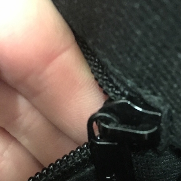 Classic Red Kate Spade Handbag - Picture 4 of 6